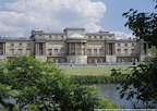Buckingham Palace Tour and Afternoon Tea gallery image