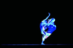 Cloud Gate Dance Theatre of Taiwan — 13 Tongues & Dust gallery image