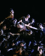 Cloud Gate Dance Theatre of Taiwan — 13 Tongues & Dust gallery image