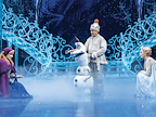 L to R - Laura Dawkes (Anna), Craig Gallivan (Olaf), _ Jenna Lee-James (Elsa) - Disney_s Frozen the Musical - Photo by Johan Persson © Disney