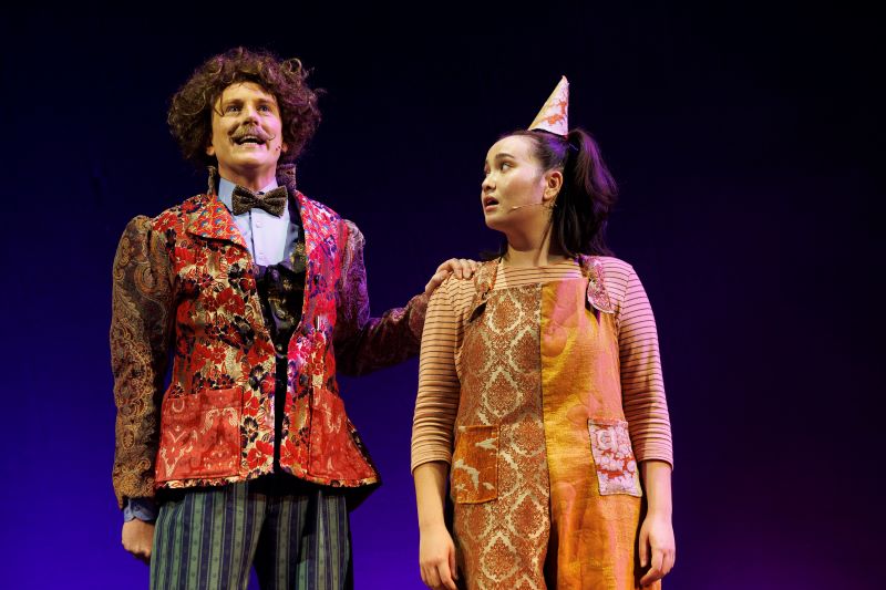 Ben Stock and Claire Lee Shenfield in Magical Merlin (Photo©EllieKurttz)