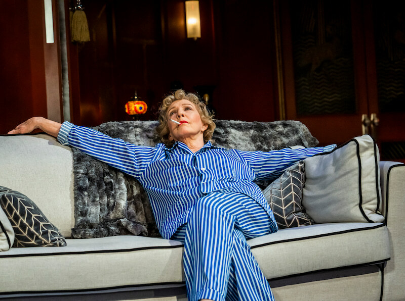 Private Lives Patricia Hodge on the sofa