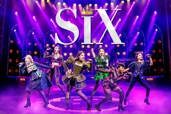 Review: Six at the Vaudeville Theatre