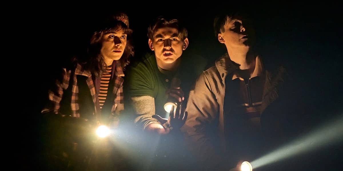 Production image from Stranger Things: The First Shadow at the Phoenix Theatre