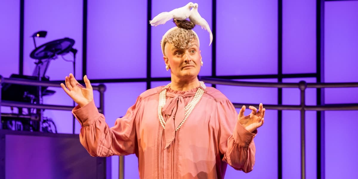 Titanique The Musical , London Theatre Direct Production Pictures.