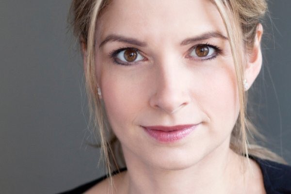 Caroline Sheen to fill in for Louise Redknapp in the West End 9 to 5 musical