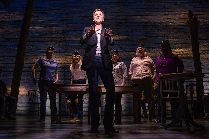 London Theatre Review: Come From Away at the Phoenix Theatre