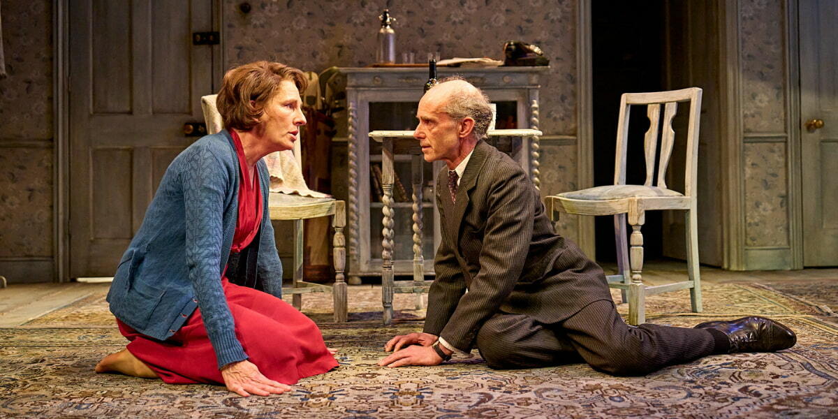 The Deep Blue Sea Review