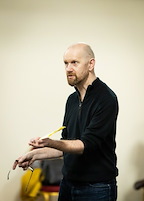 First Look: The Upstart Crow play photos of cast in rehearsals released
