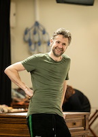 First Look: The Upstart Crow play photos of cast in rehearsals released