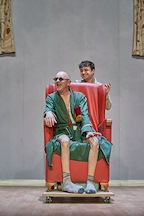 First Look: Daniel Radcliffe and Alan Cumming in Endgame at The Old Vic