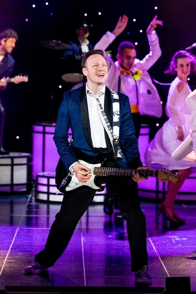 First Look: Kevin Clifton in The Wedding Singer musical