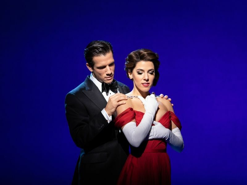 First Look: Production shots released for Pretty Woman at the Piccadilly Theatre