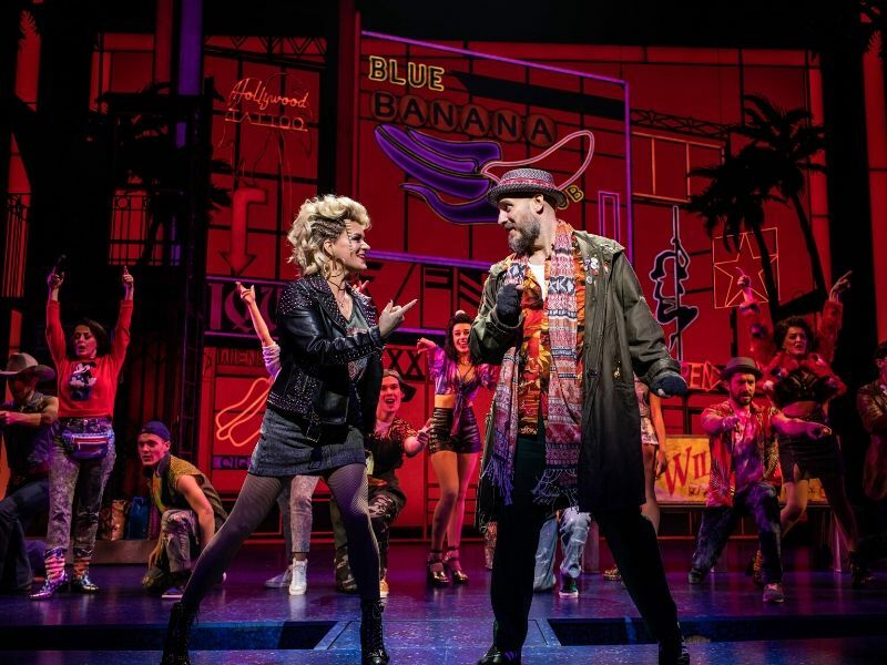First Look: Production shots released for Pretty Woman at the Piccadilly Theatre