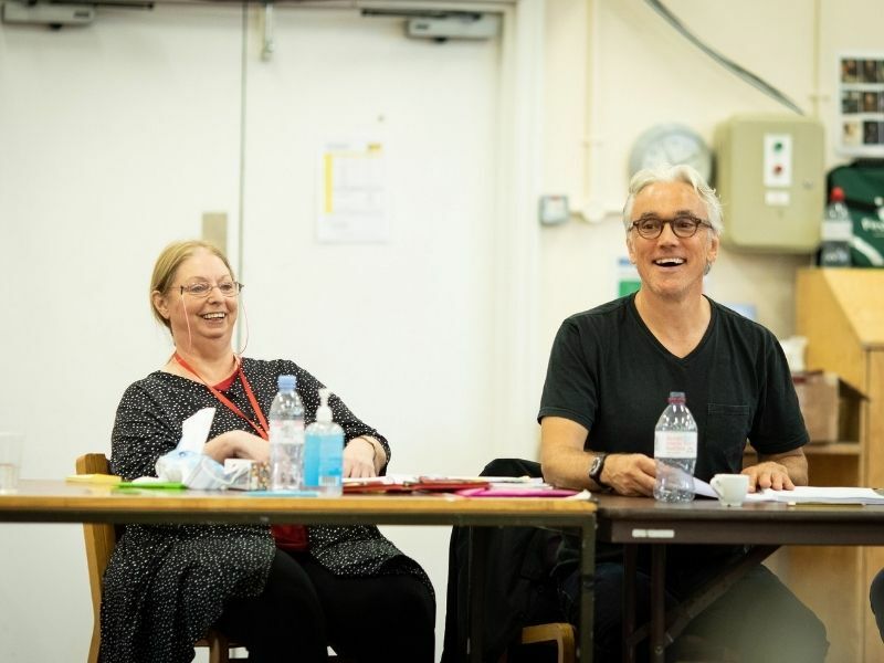 First look: The Mirror and the Light rehearsal images released! And full casting!