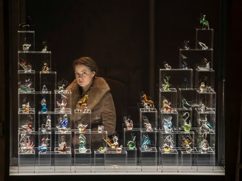 Production image of Amy Adams in The Glass Menagerie | By Johan Persson 