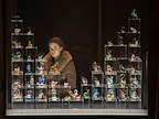 Production image of Amy Adams in The Glass Menagerie | By Johan Persson 