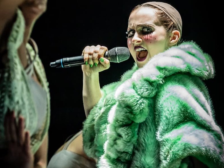 New Cast Production Images Released For Cabaret! | London Theatre Direct