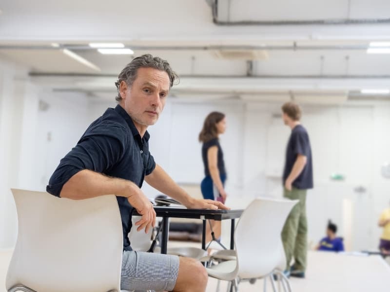 Andrew Lincoln, Joe Alwyn and Alicia Vikander. Photo by Johan Persson