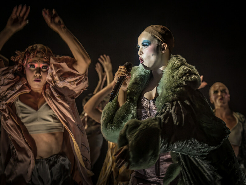 New Production Images Unveiled for Cabaret at the Kit Kat Club as Matt Willis and Katie Hall Take to the Stage