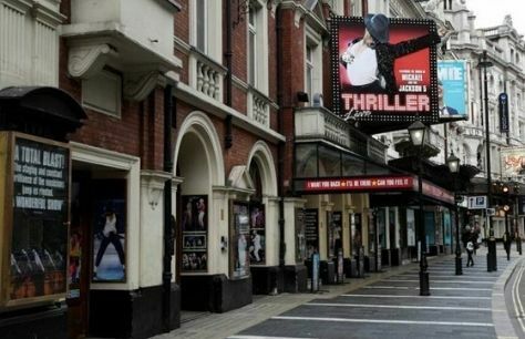 UK theatres could reopen without social distancing within weeks